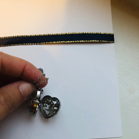 Owl Scent Diffuser Necklace - Picture 3 of 3